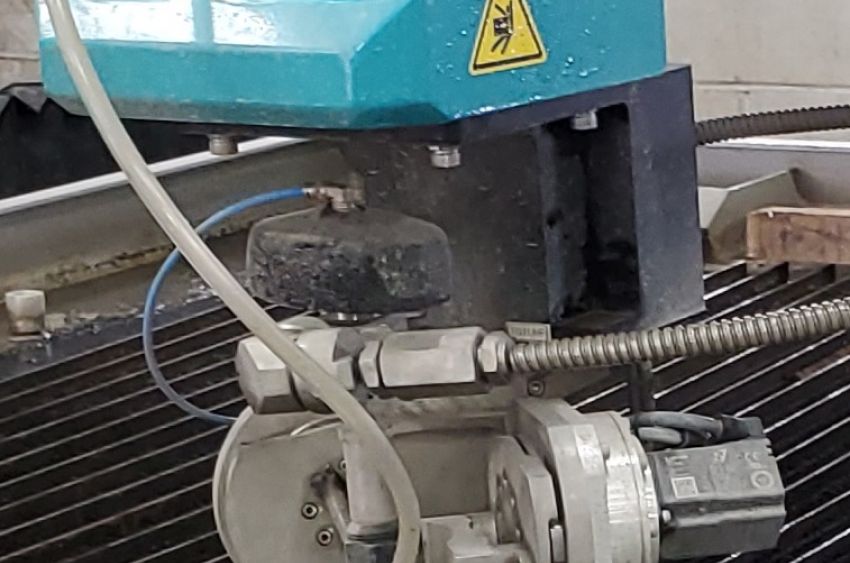 864_cutting_head4.jpg